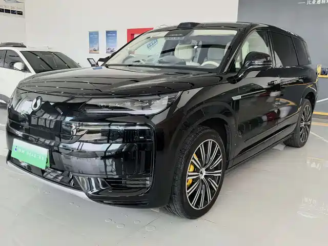 2025 Denza N9