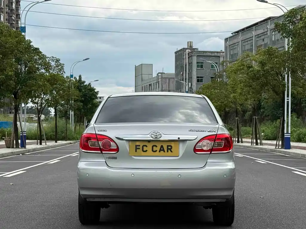 Toyota Corolla — миниатюра 5