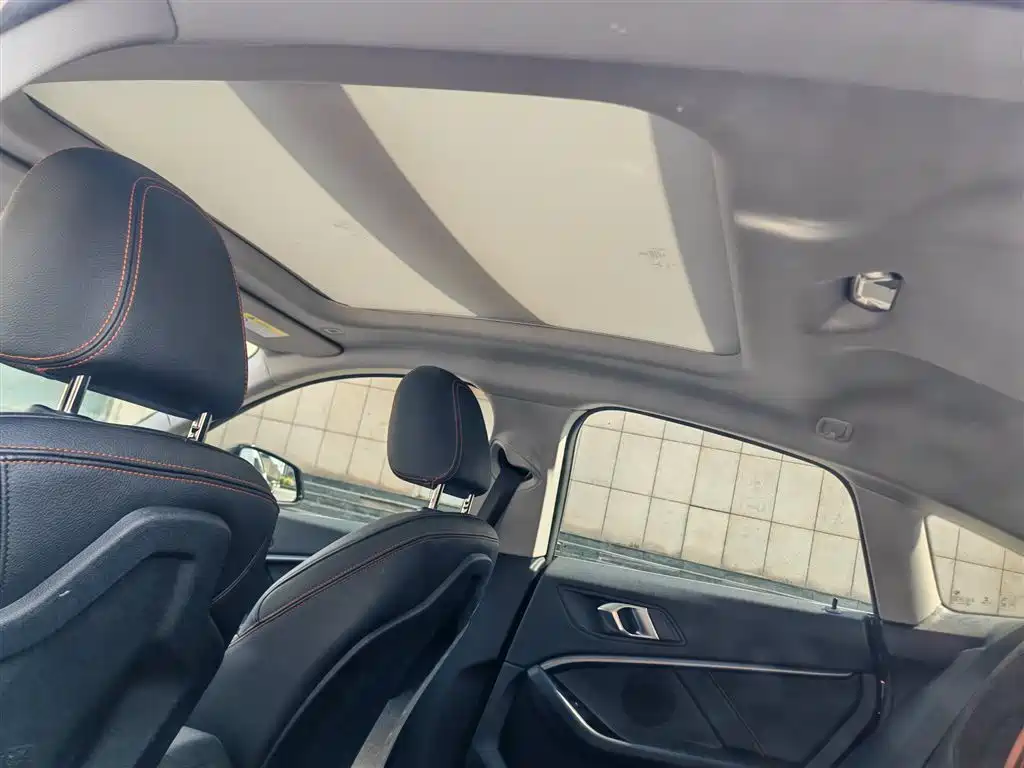 BMW 2 Series (Import) — миниатюра 10