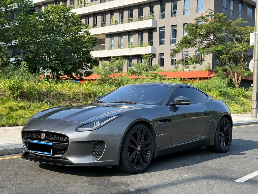 Jaguar F-TYPE