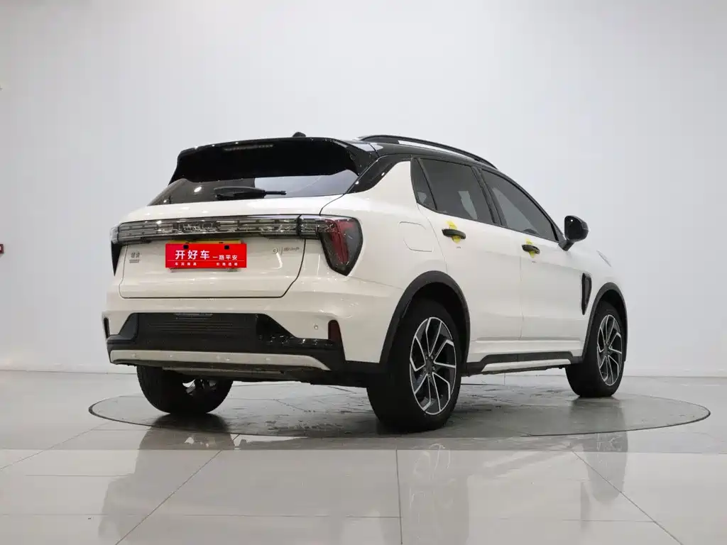 Lynk & Co 01 — миниатюра 4