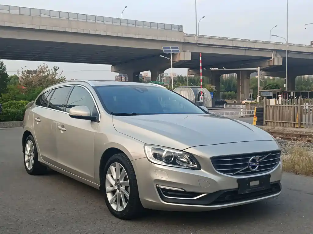Volvo V60 — миниатюра 4