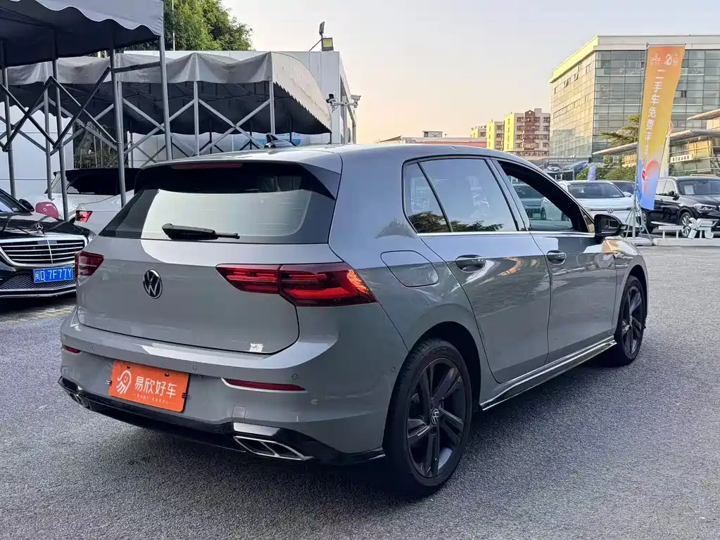 Volkswagen Golf — миниатюра 9