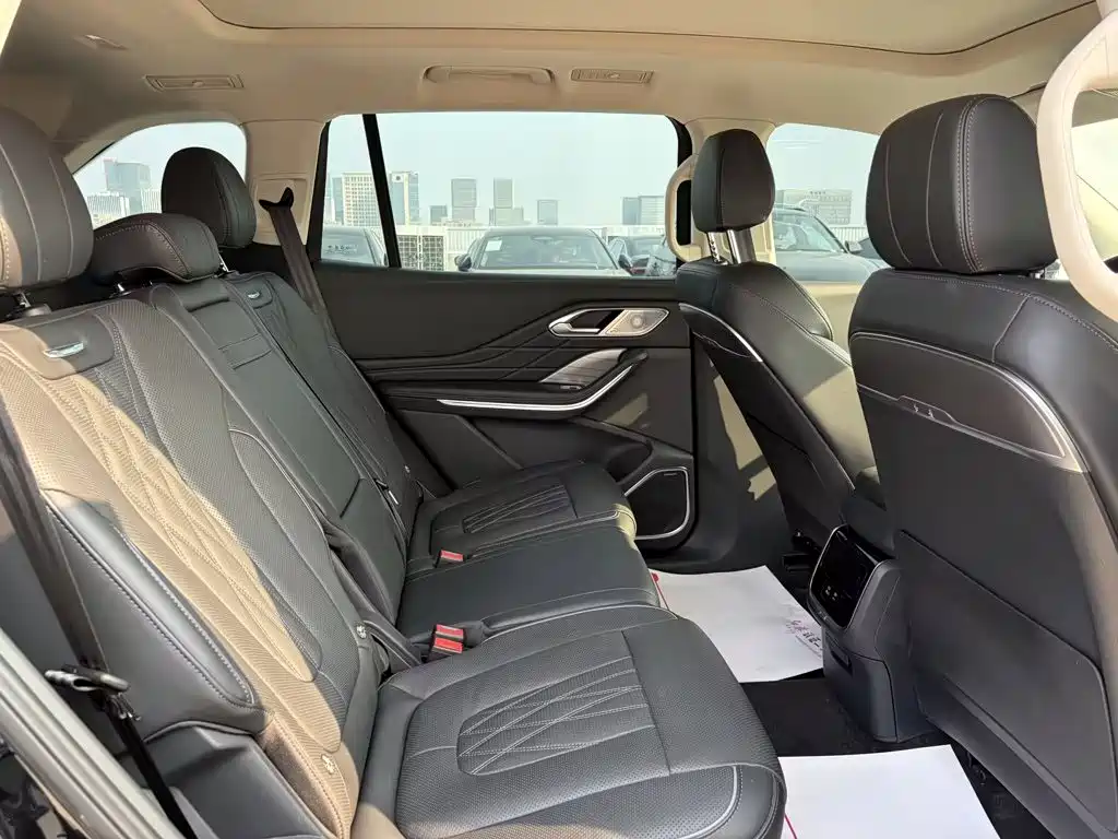 Hongqi Hongqi HS7 PHEV — миниатюра 14