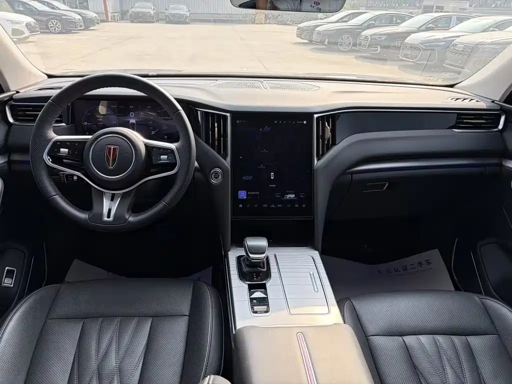 Hongqi Hongqi HS7 PHEV — миниатюра 9