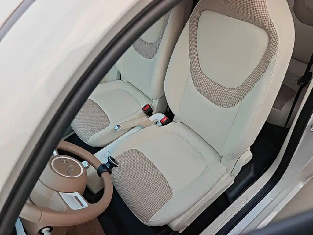 Wuling MINIEV — миниатюра 15