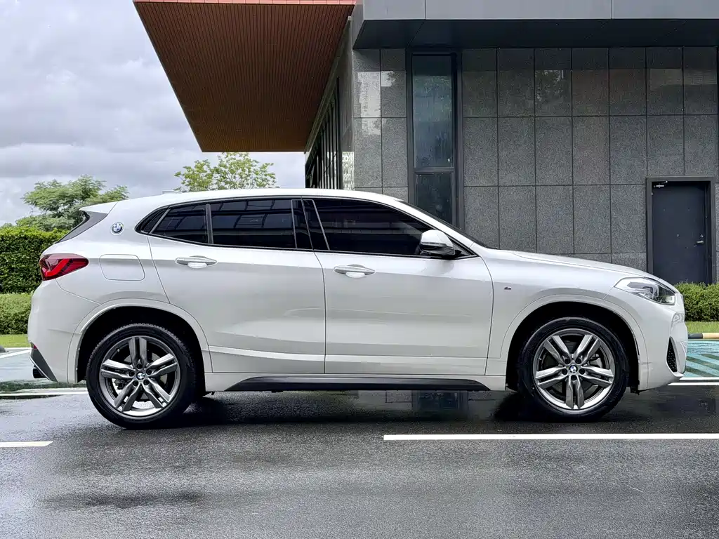 BMW X2 2023 sDrive25i M Sport