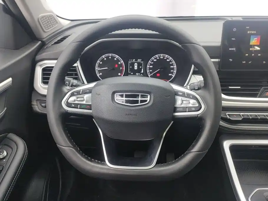Geely Vision X6 — миниатюра 15