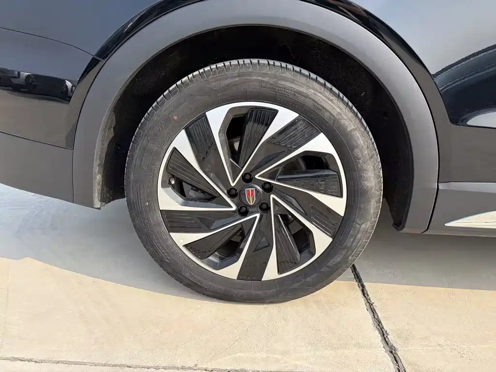 Hongqi Hongqi HS7 PHEV — миниатюра 20