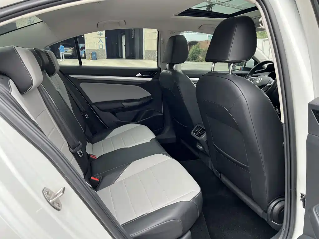 Volkswagen Bora — миниатюра 10