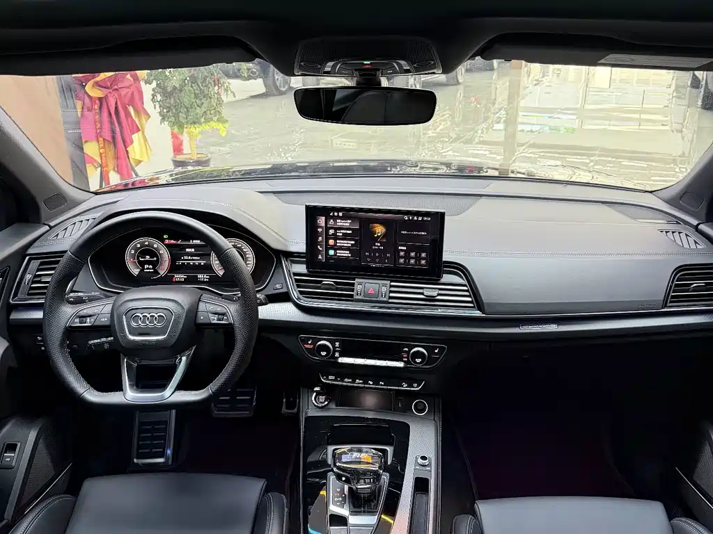 Audi Q5L — миниатюра 4