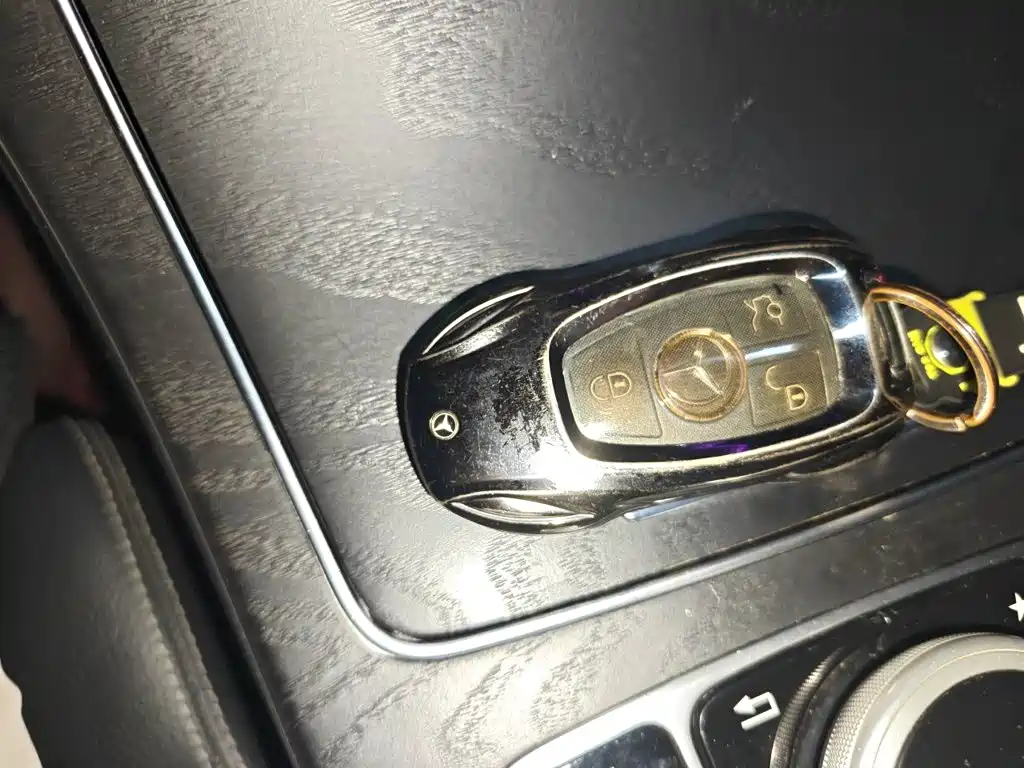 Mercedes-Benz C-Class — миниатюра 12