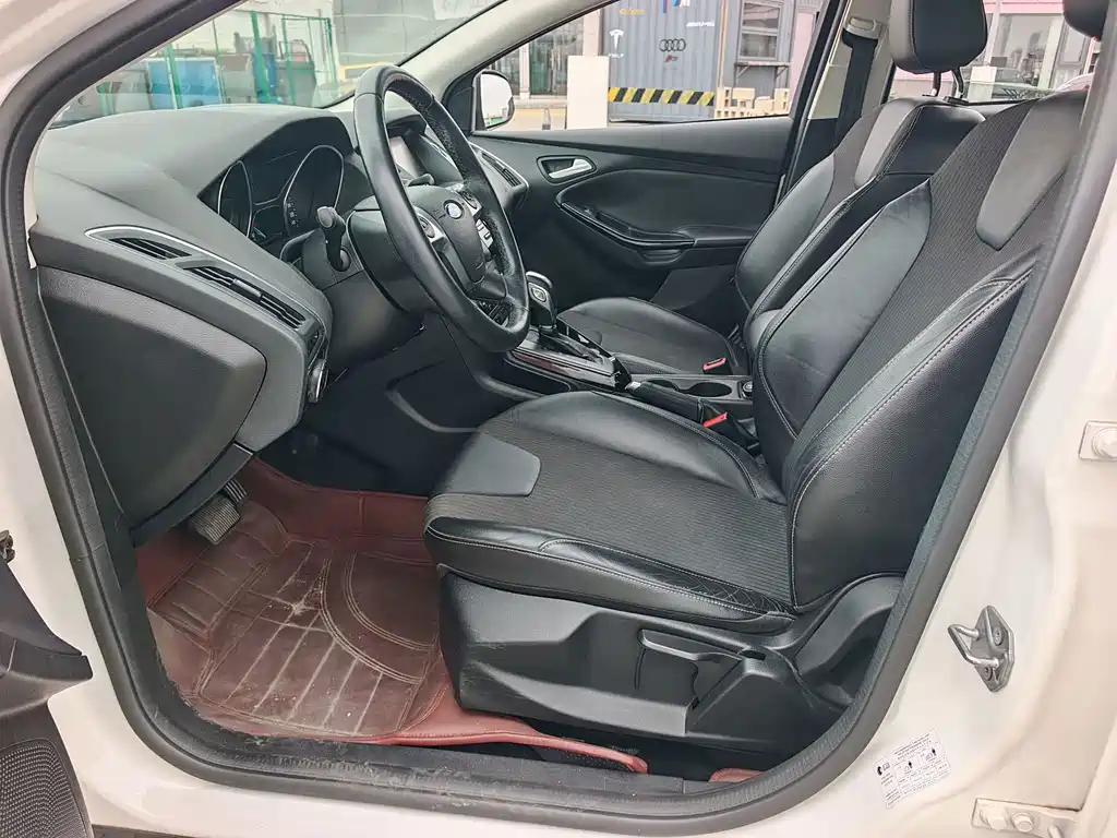 Ford Focus — миниатюра 9