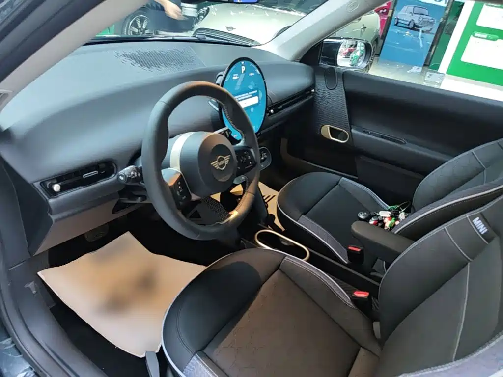MINI MINI COOPER EV — миниатюра 16