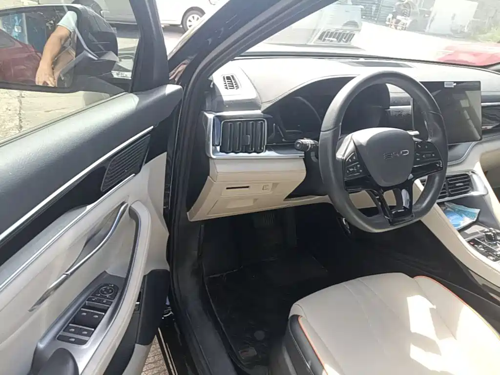 BYD PLUS New Energy — миниатюра 16