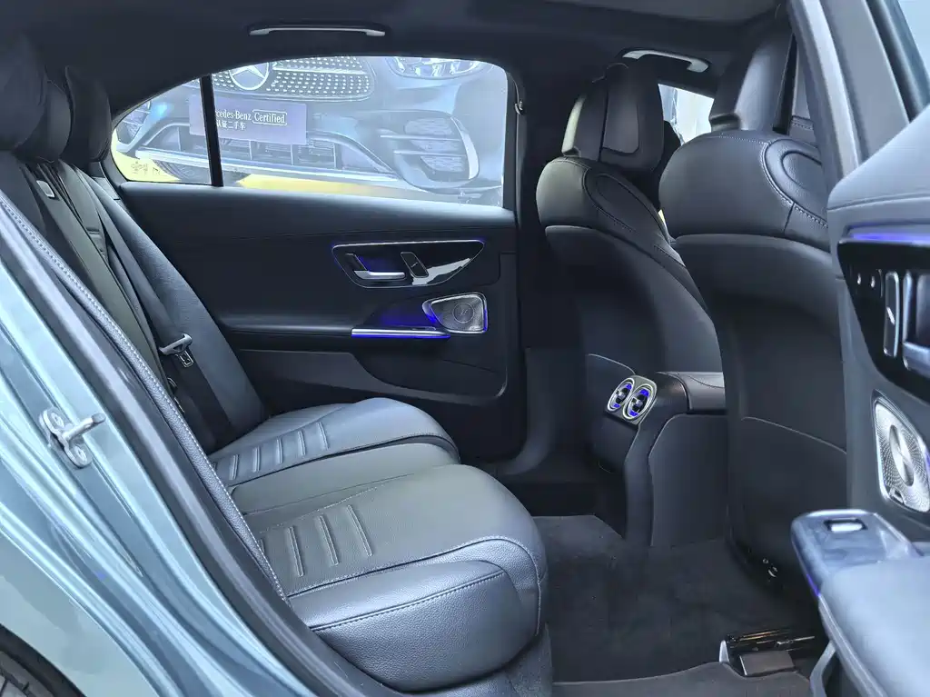 Mercedes-Benz C-Class — миниатюра 23