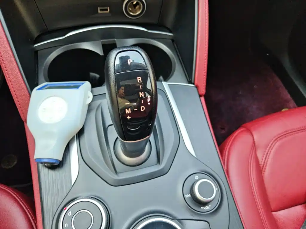 Alfa Romeo Stelvio — миниатюра 14