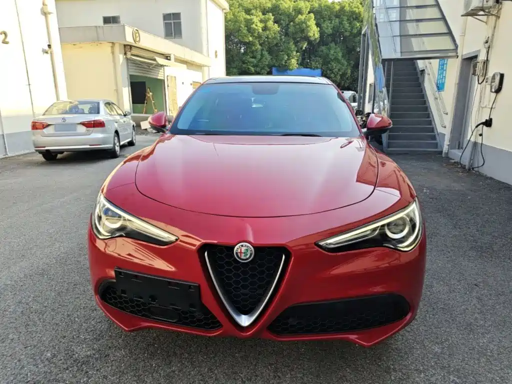 Alfa Romeo Stelvio — миниатюра 3