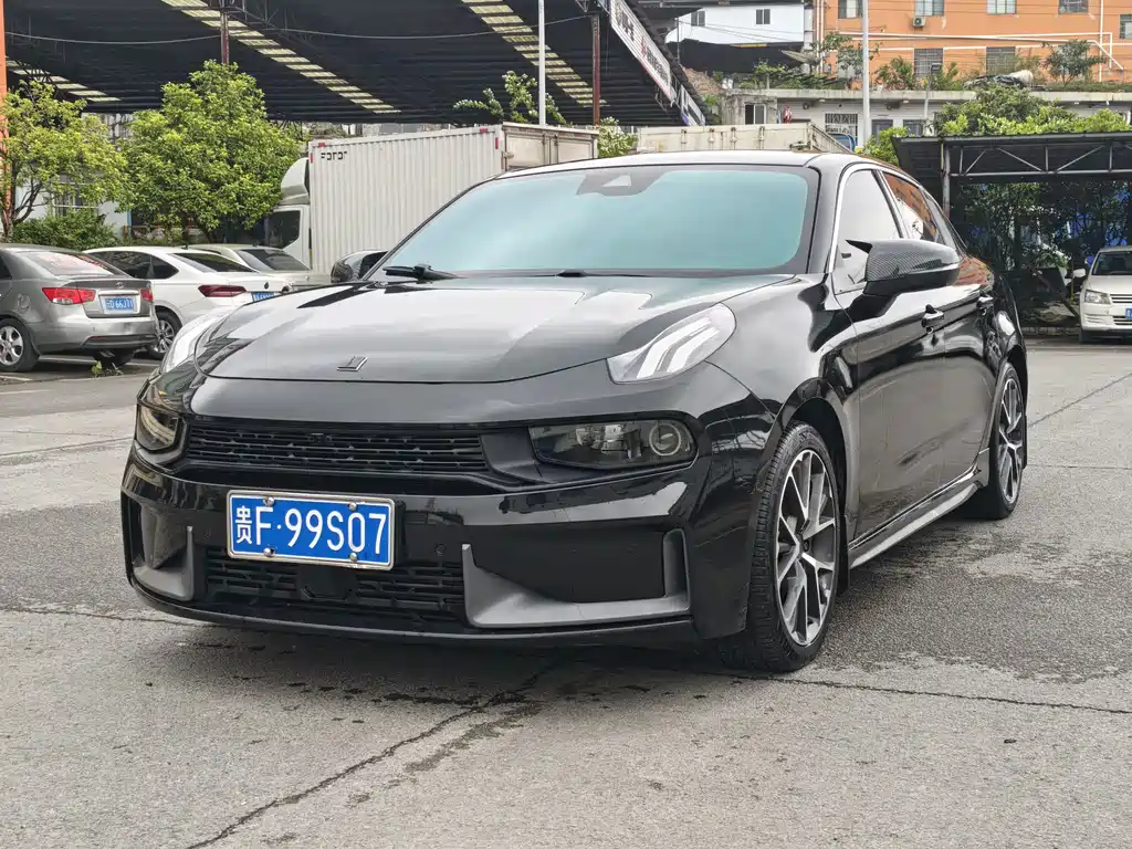 Lynk & Co 03 2020