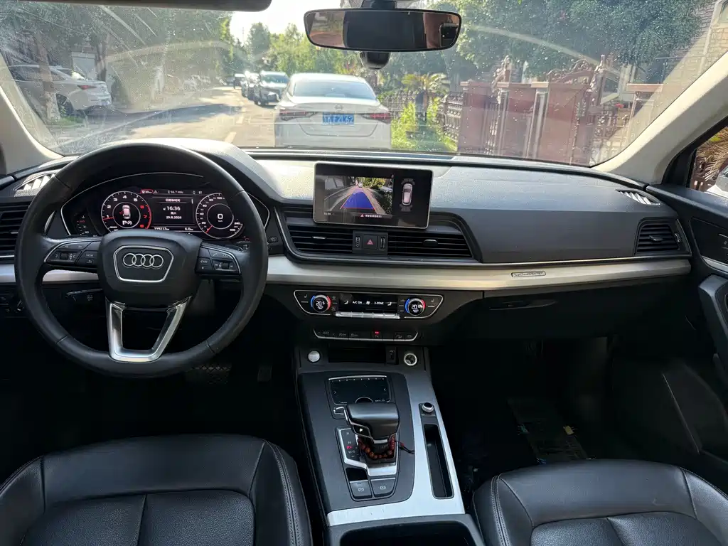 Audi Q5L — миниатюра 8