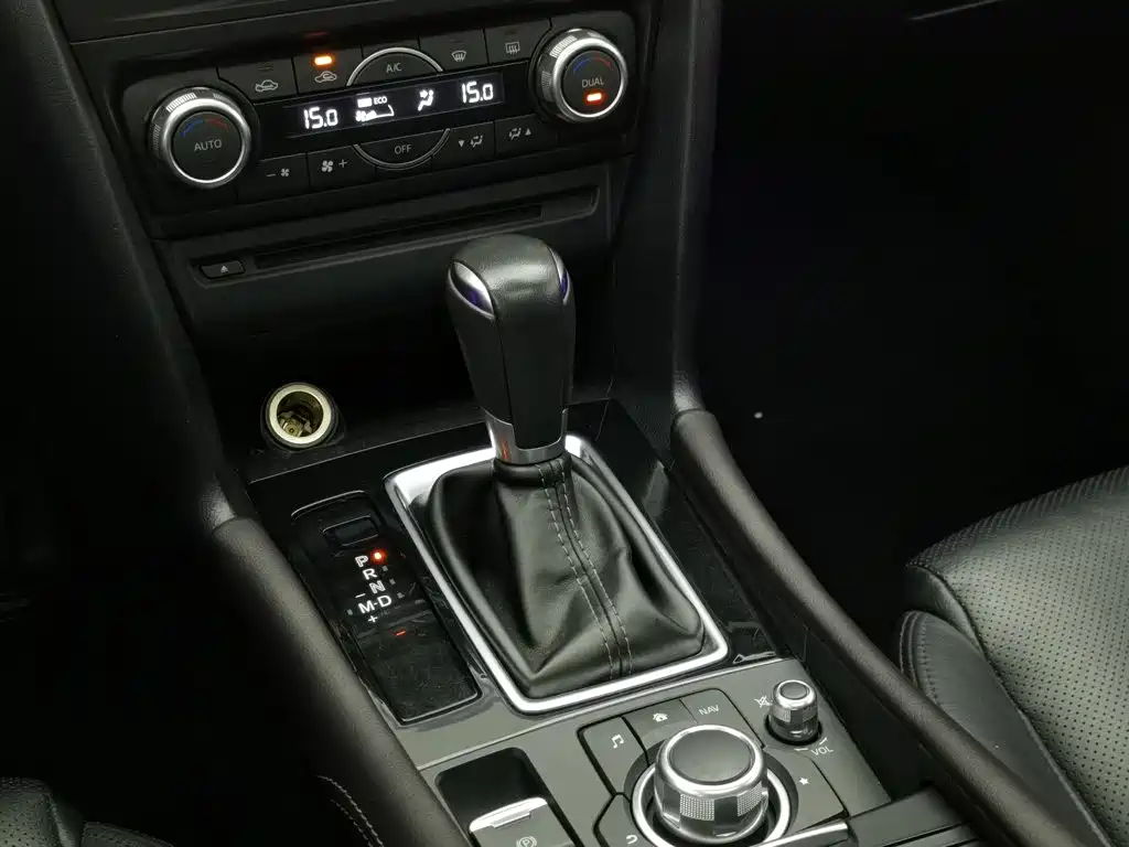 Mazda 3 Axela — миниатюра 13