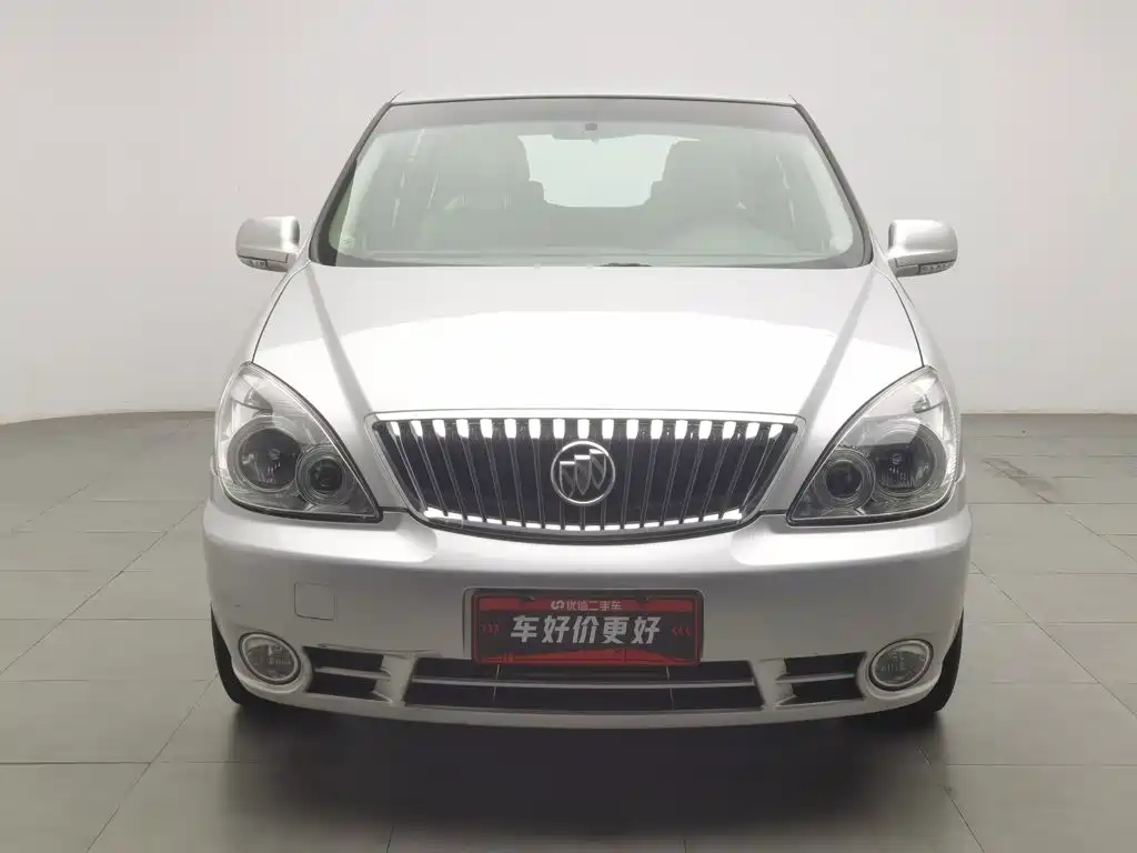 Buick GL8 — миниатюра 3
