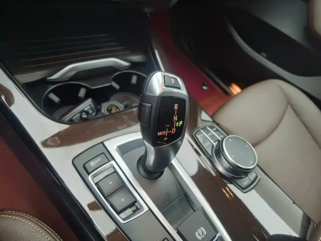 BMW X4 — миниатюра 13