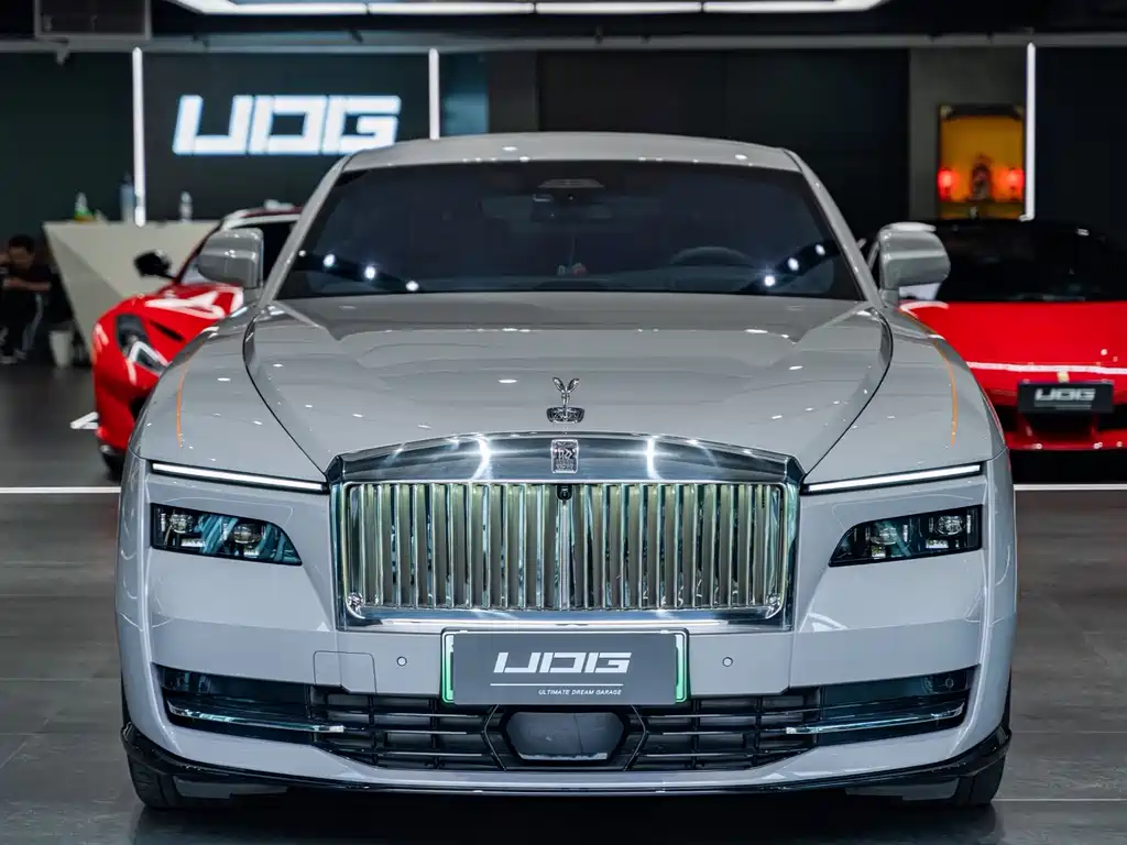 Rolls-Royce Phantom — миниатюра 5