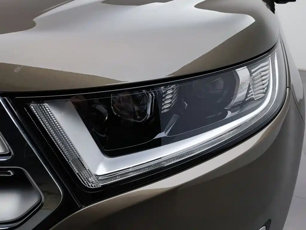 Ford Edge — миниатюра 7