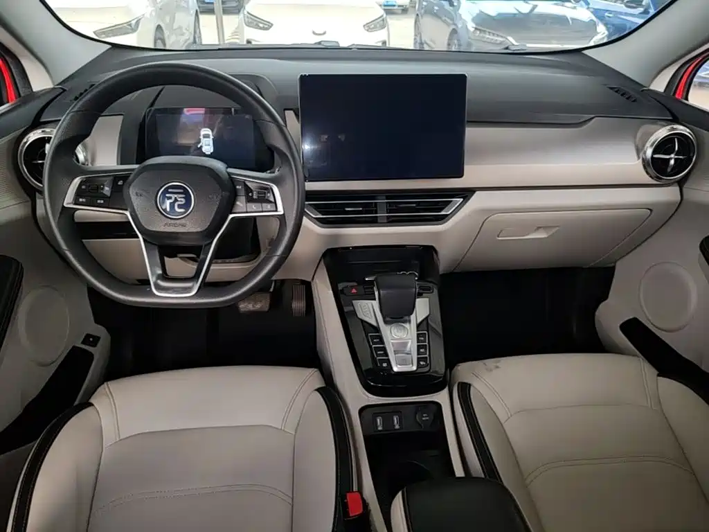 BYD Yuan Pro — миниатюра 10