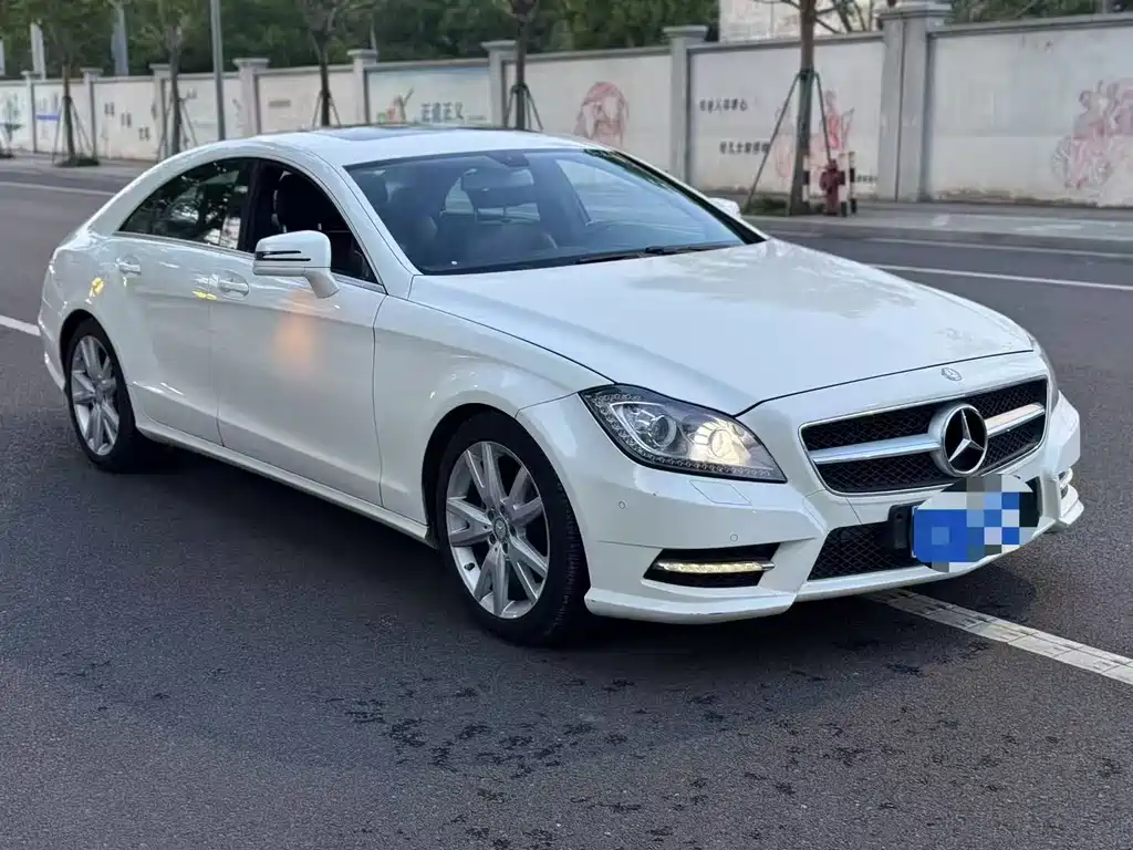 Mercedes-Benz CLS — миниатюра 3