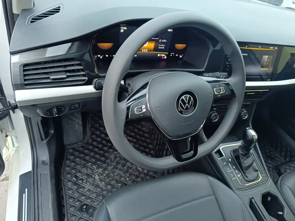 Volkswagen Lavida — миниатюра 7