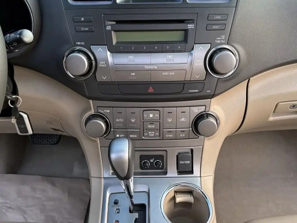 Toyota Highlander — миниатюра 13