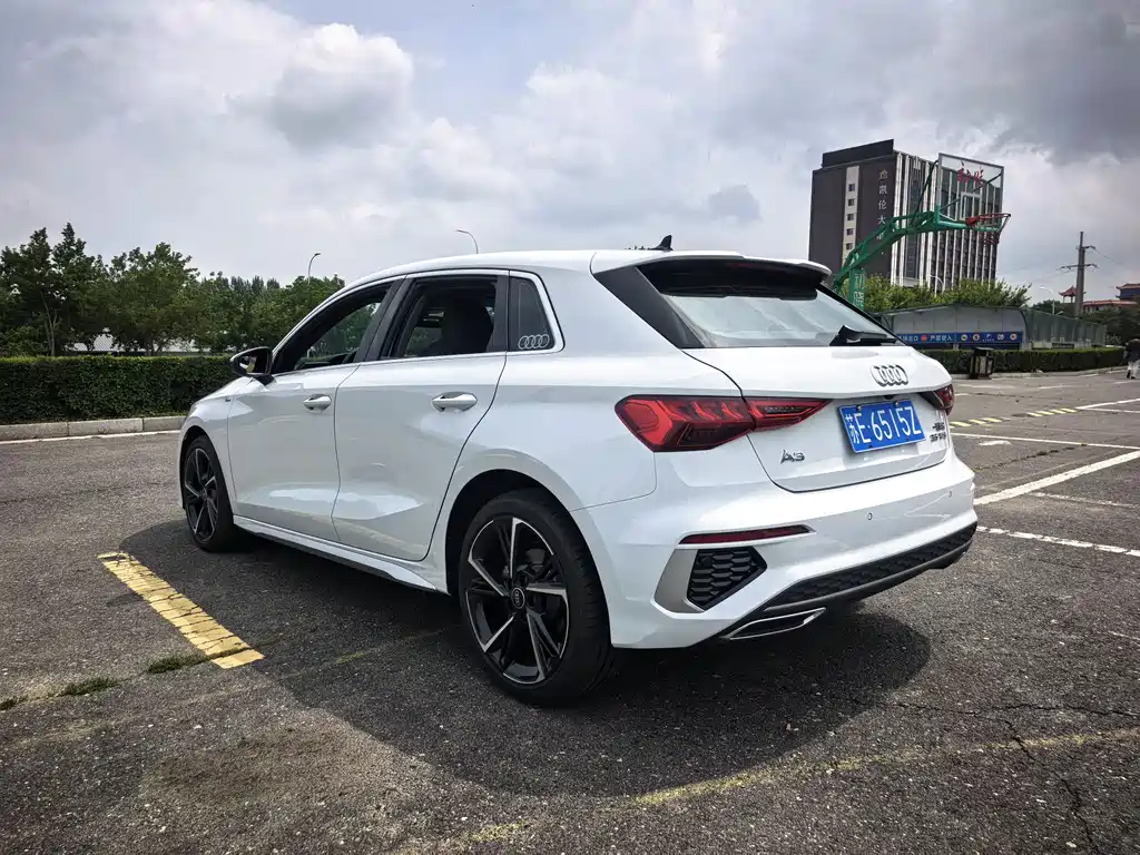 Audi A3 2023 Sportback 35 TFSI Fashion Sport