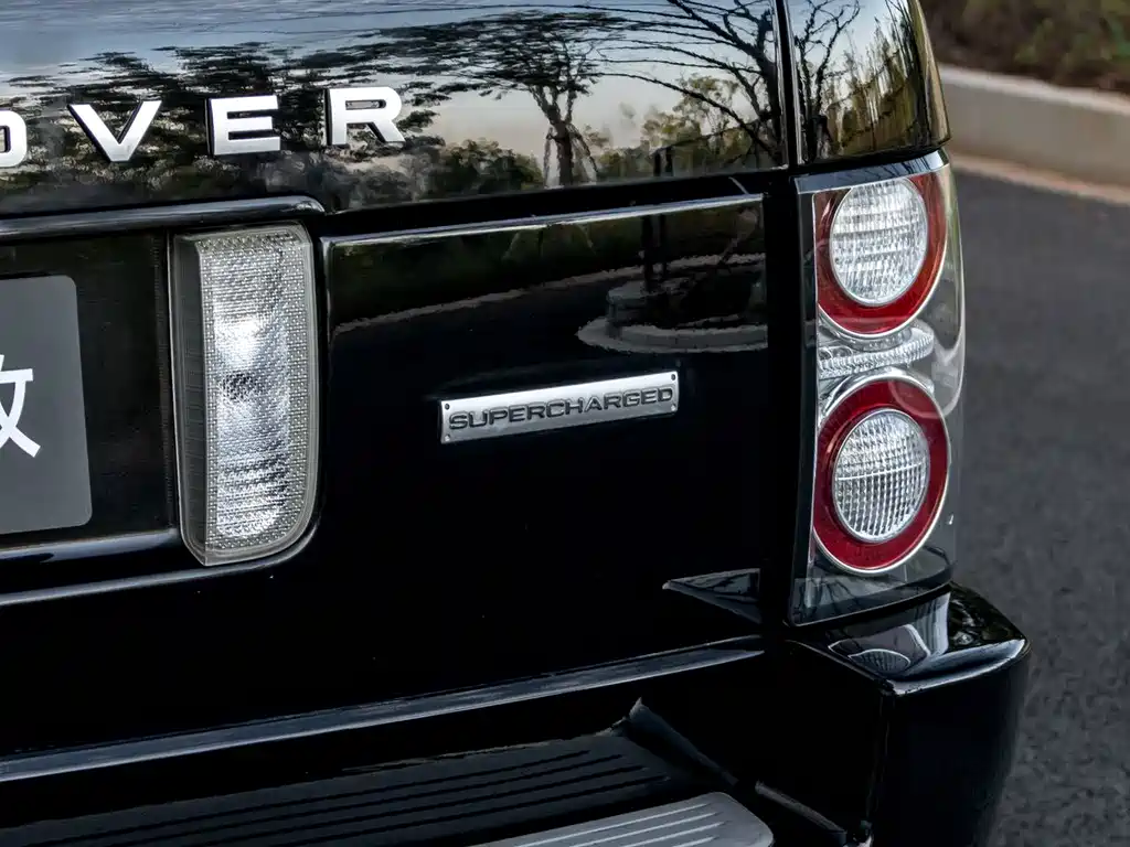 Land Rover Range Rover — миниатюра 9