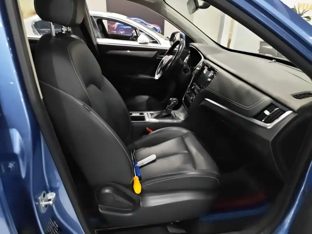 Roewe RX5 — миниатюра 25