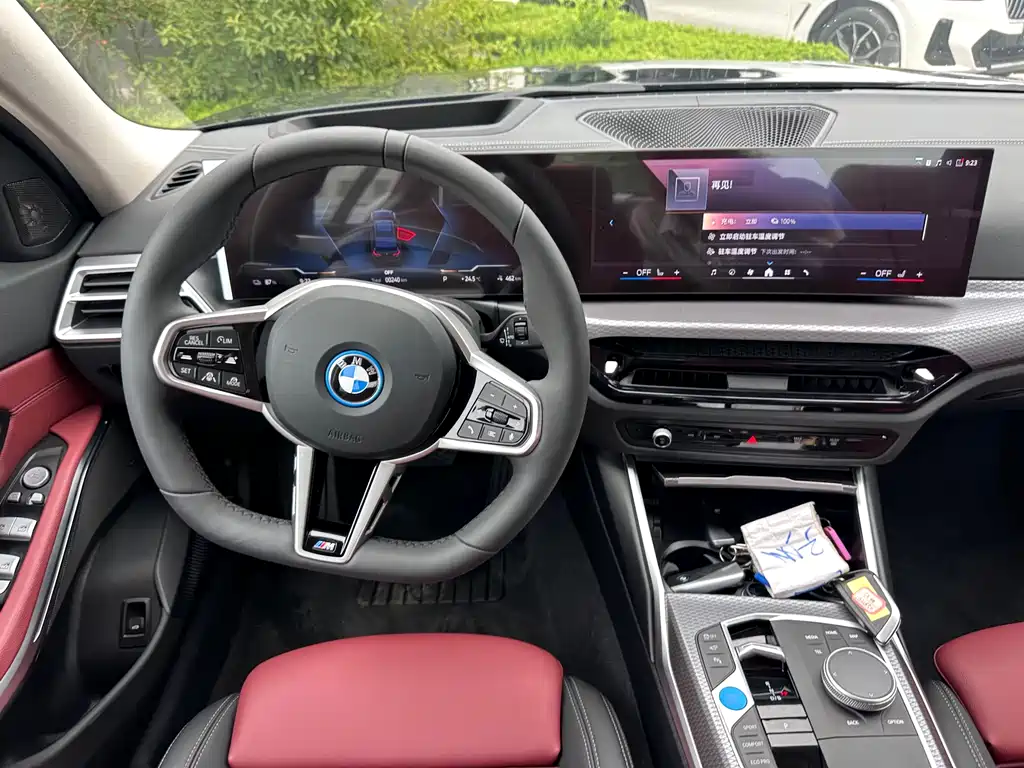BMW i3 2026 eDrive 40 L Sport