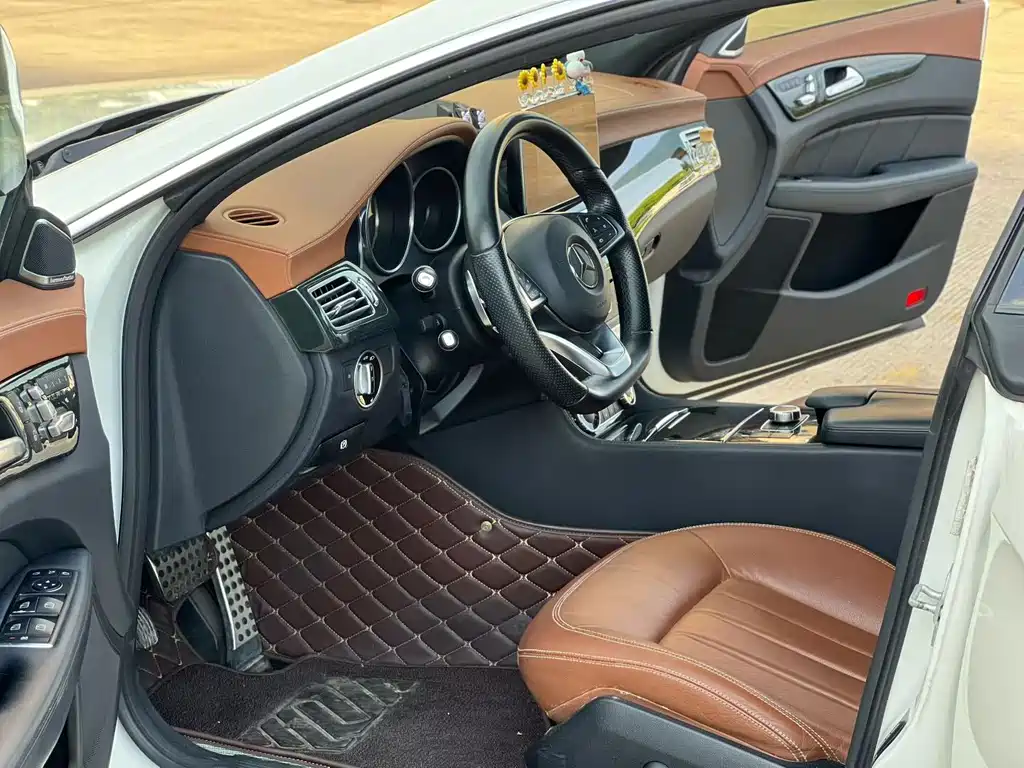 Mercedes-Benz CLS — миниатюра 7