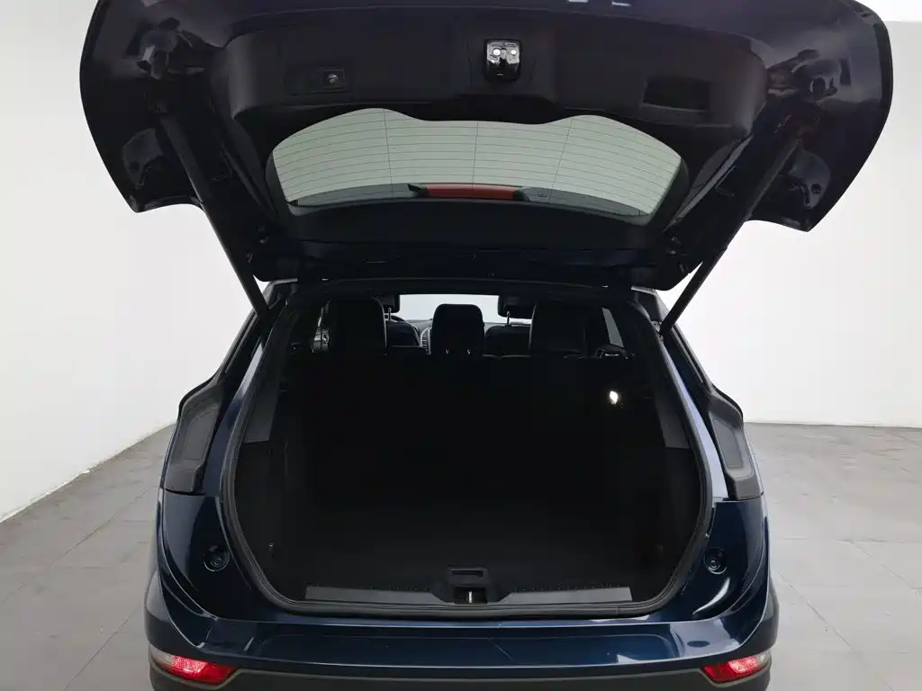 Lincoln MKC — миниатюра 16