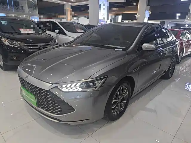 2024 BYD Qin