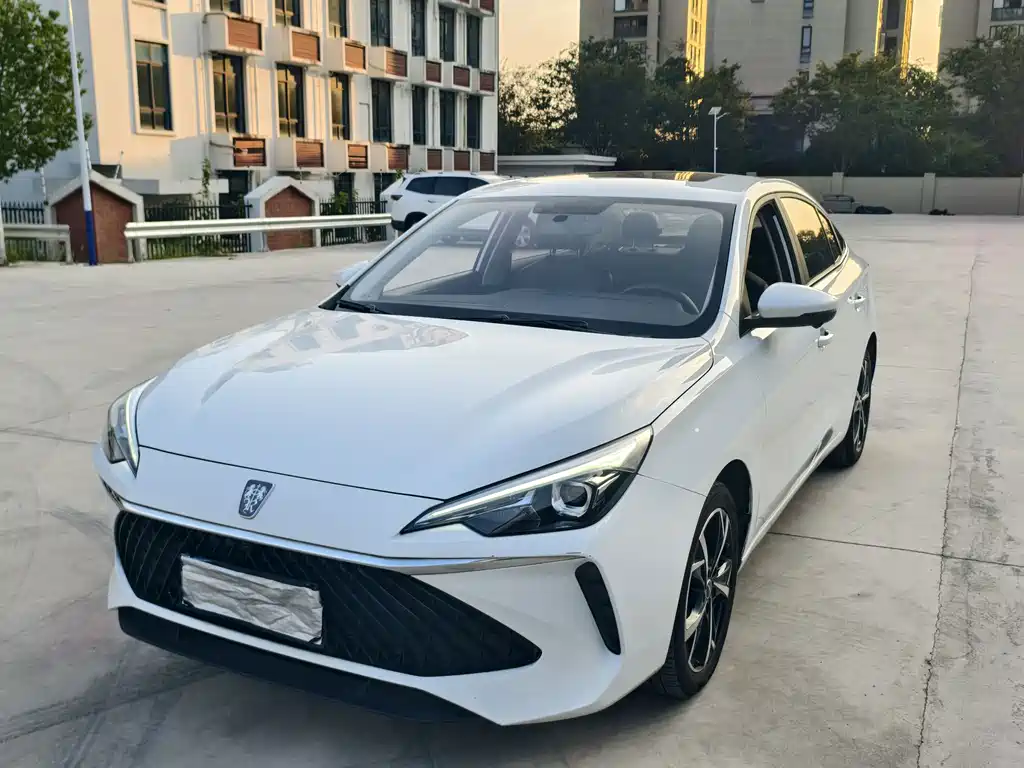 Roewe i5