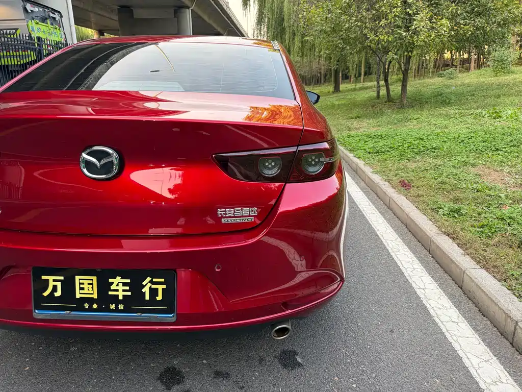 Mazda 3 Axela — миниатюра 13