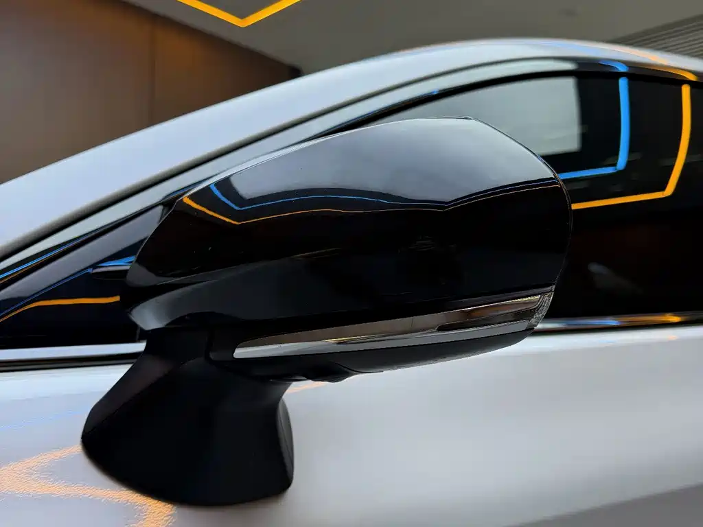 Toyota Avalon — миниатюра 10