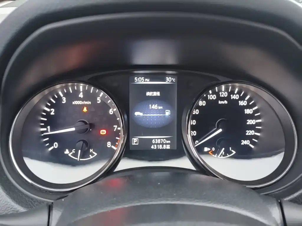 Nissan Qashqai — миниатюра 12
