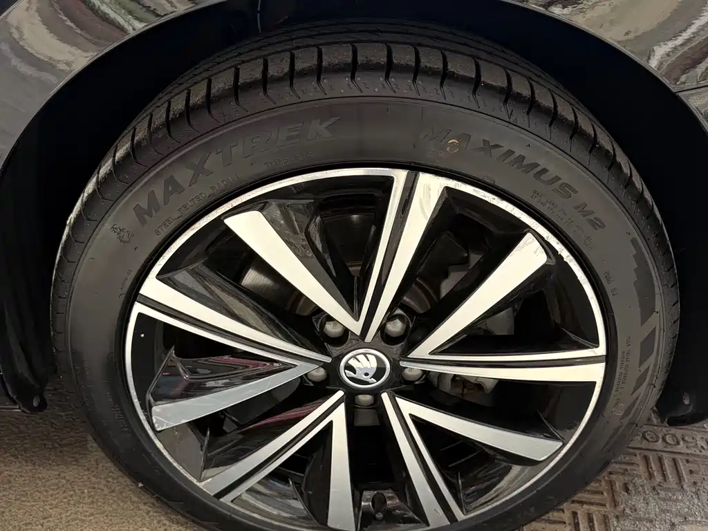 Skoda Superb Facelift TSI280 DSG Premium Edition, фото 21