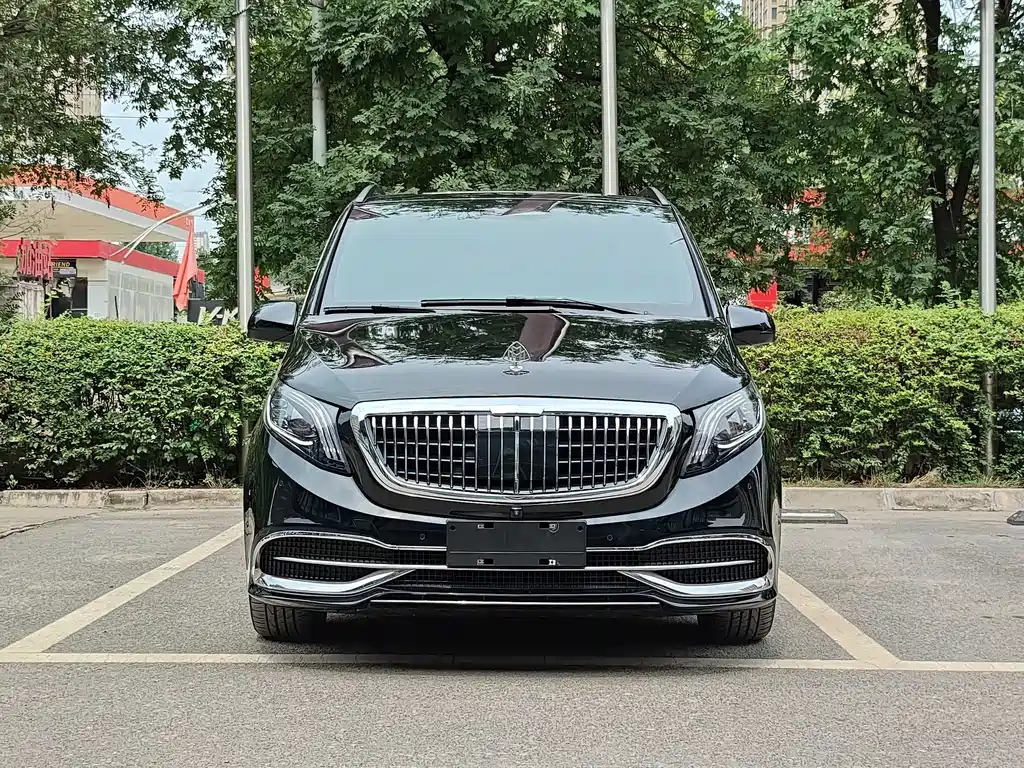 Mercedes-Benz Vito 2024 2.0T 7 мест