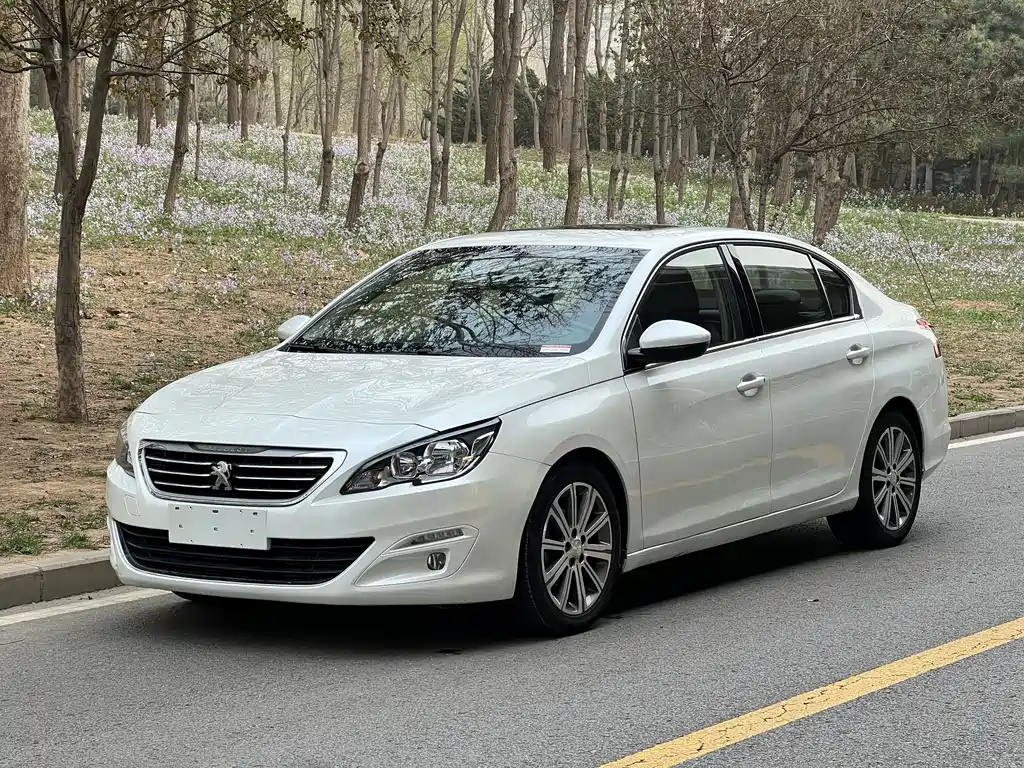 Peugeot 408 2015