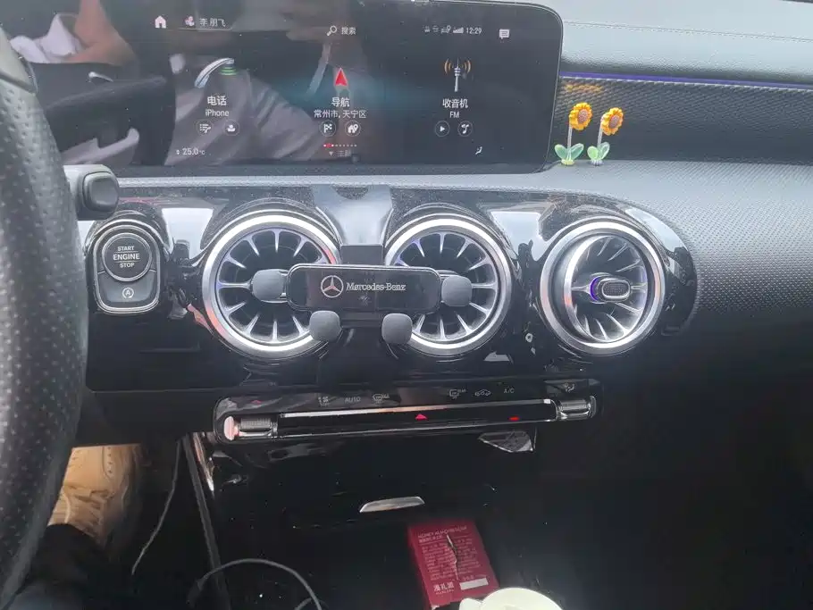 Mercedes-Benz A-Class — миниатюра 13