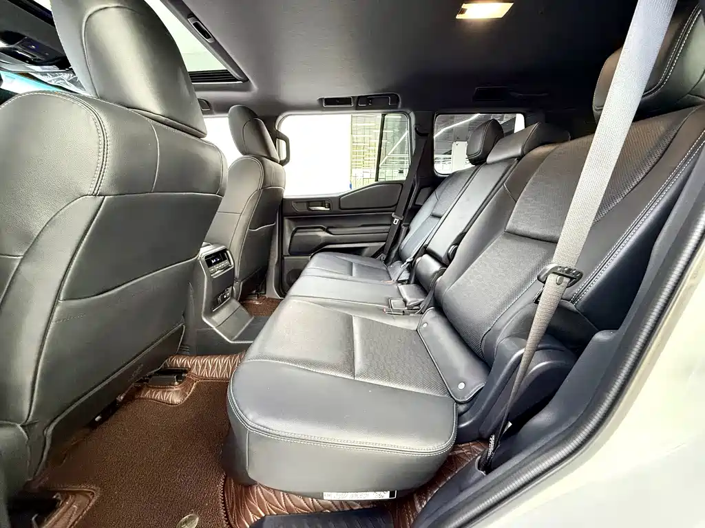 Toyota Prado — миниатюра 13