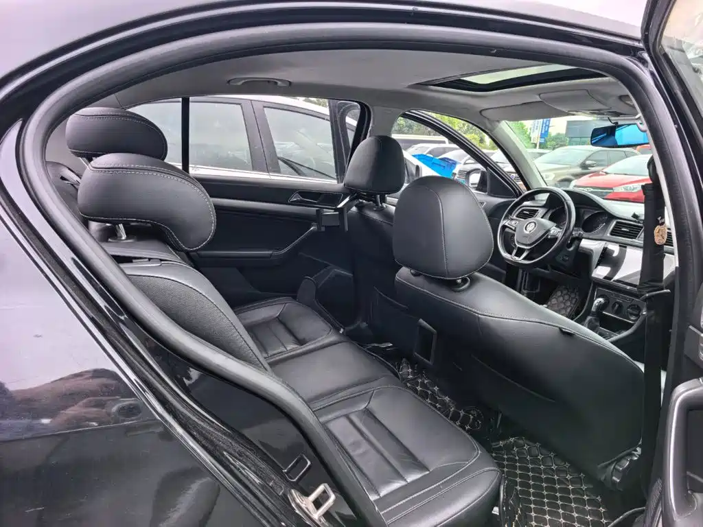 Volkswagen Lavida — миниатюра 8